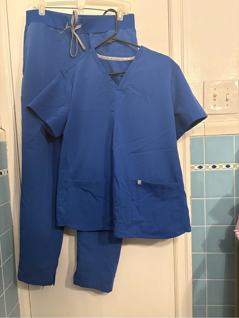 Fabletics Royal Blue Scrub Top & Pants Set